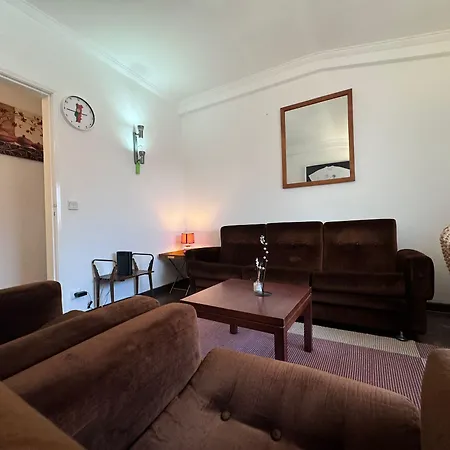 Gasthof The Pearl - - & Cascais