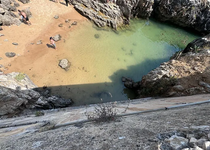 Gasthof The Pearl - - & *