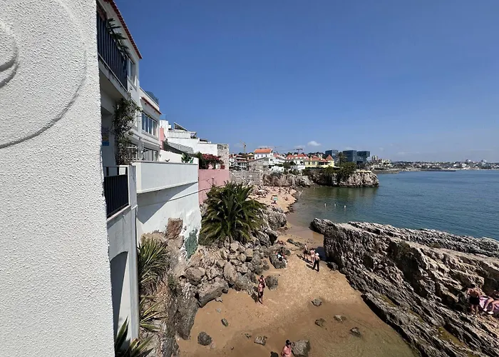 The Pearl - - & Gasthof Cascais