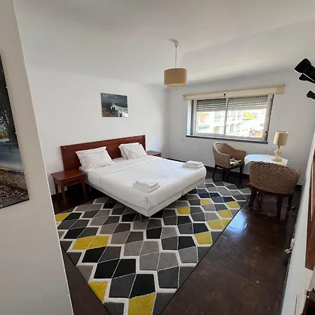 The Pearl - - & Guest house Cascais