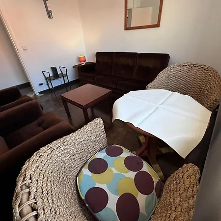 The Pearl - - & Guest house *